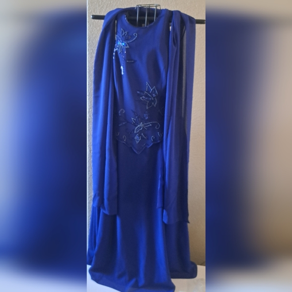 Beautiful royal blue  semi-formal dress by R&M Richards.   Size 12 - Picture 2 of 4